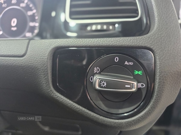 Used Volkswagen Golf 2018 for sale - 76315391: Photo 33