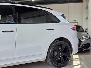 Used Porsche Cayenne 2019 for sale - 75477186: Photo