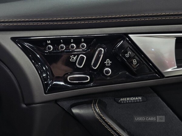 Used Jaguar F-Type 2014 for sale - 77770145: Photo 57