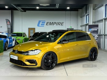 Volkswagen - Golf