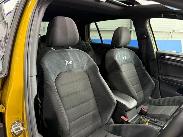 Used Volkswagen Golf 2017 for sale - 76043495: Photo 31