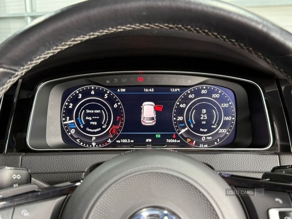 Used Volkswagen Golf 2017 for sale - 76043495: Photo 34