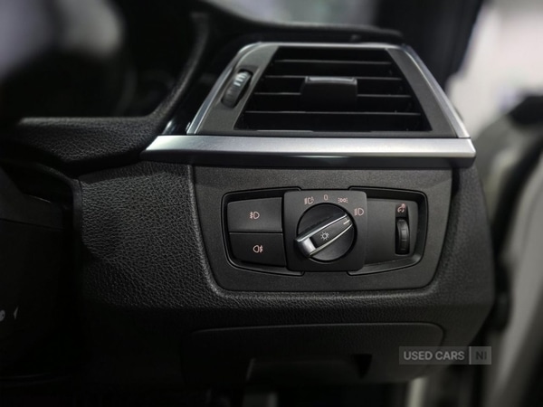 Used BMW 3 Series 2018 for sale - 77511621: Photo 43