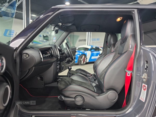 Vehicle 33