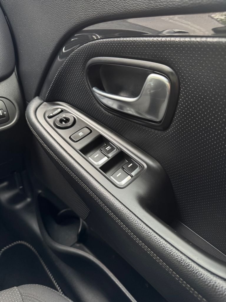 Used Kia Carens 2014 for sale - 77378248: Photo 19