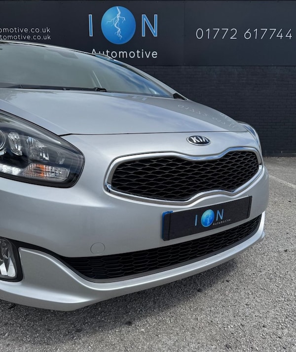Used Kia Carens 2016 for sale - 75090808: Photo 25