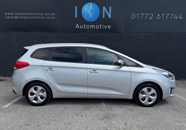 Used Kia Carens 2016 for sale - 75090808: Photo 3