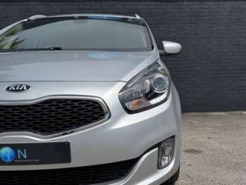 Used Kia Carens 2016 for sale - 75090808: Photo