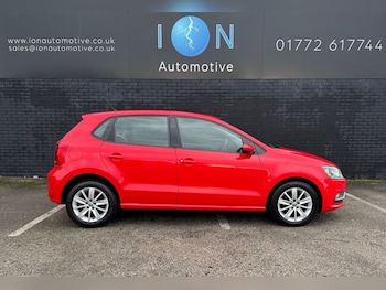 Used Volkswagen Polo 2015 for sale - 78575295: Photo