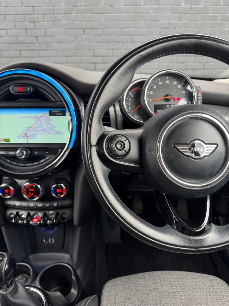 Used MINI Hatch 2015 for sale - 77307374: Photo 18