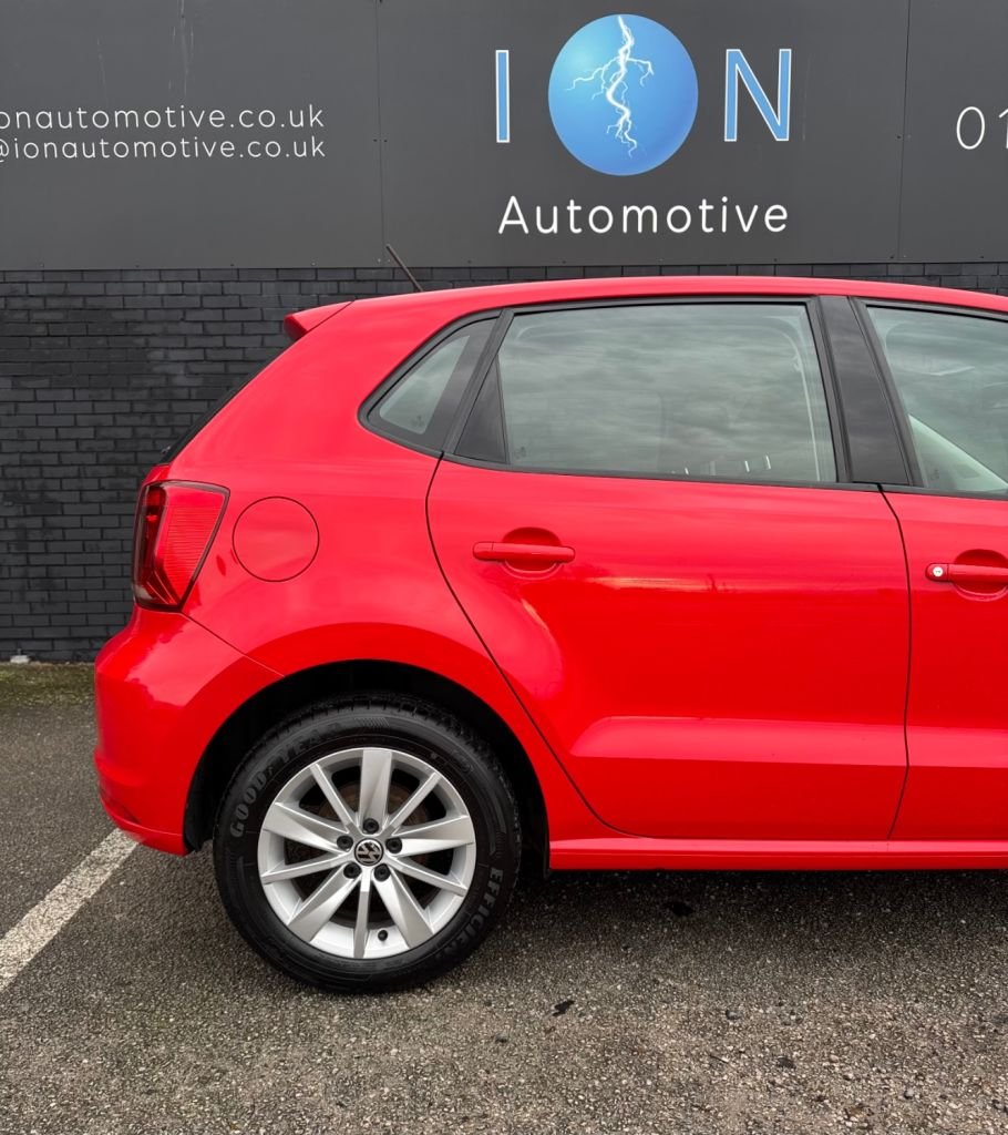 Used Volkswagen Polo 2015 for sale - 77378254: Photo 14