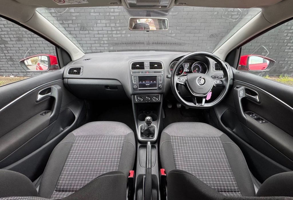 Used Volkswagen Polo 2015 for sale - 77378254: Photo 18