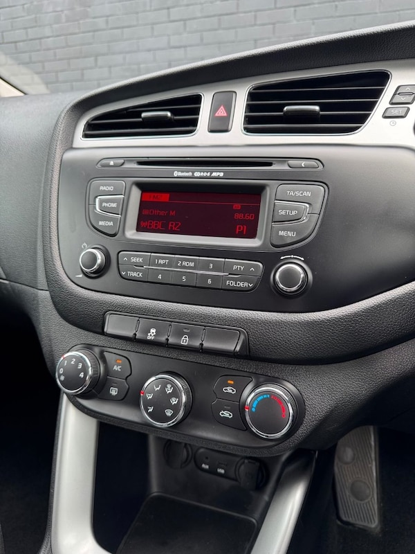 Used Kia Ceed 2014 for sale - 75675872: Photo 23
