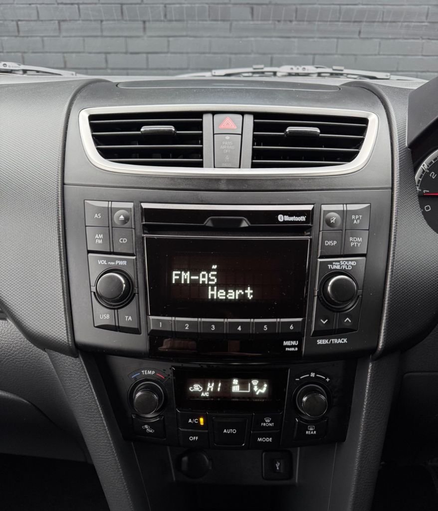 Used Suzuki Swift 2013 for sale - 77302506: Photo 19