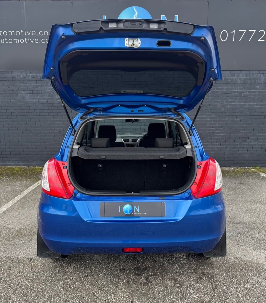 Used Suzuki Swift 2013 for sale - 77302506: Photo 30