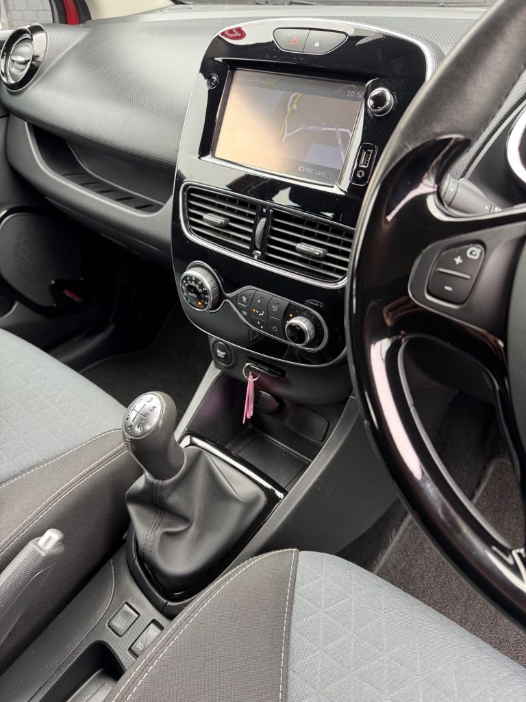 Used Renault Clio 2015 for sale - 78128834: Photo 33