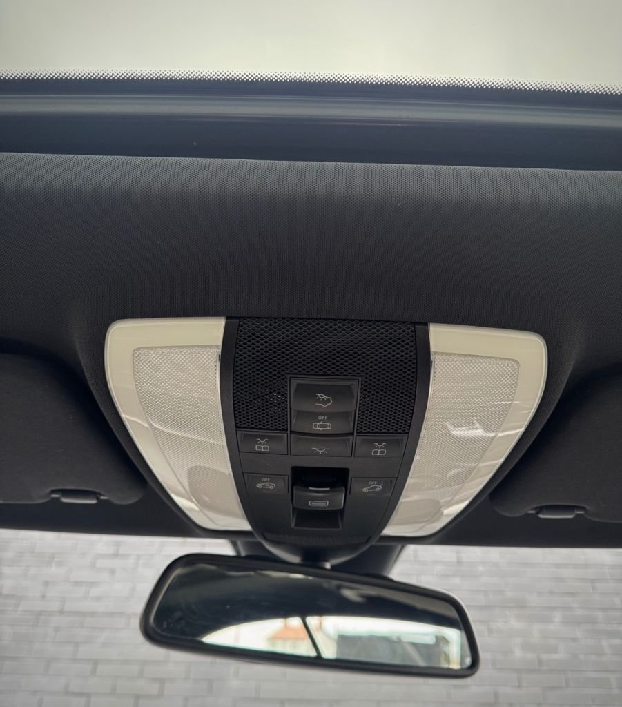 Used Mercedes-Benz E Class 2013 for sale - 77256113: Photo 27