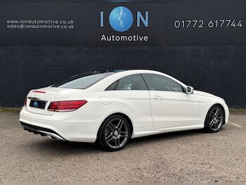 Used Mercedes-Benz E Class 2013 for sale - 77256113: Photo