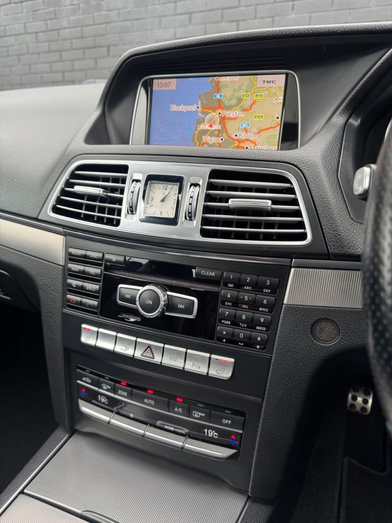 Used Mercedes-Benz E Class 2013 for sale - 77256113: Photo 30