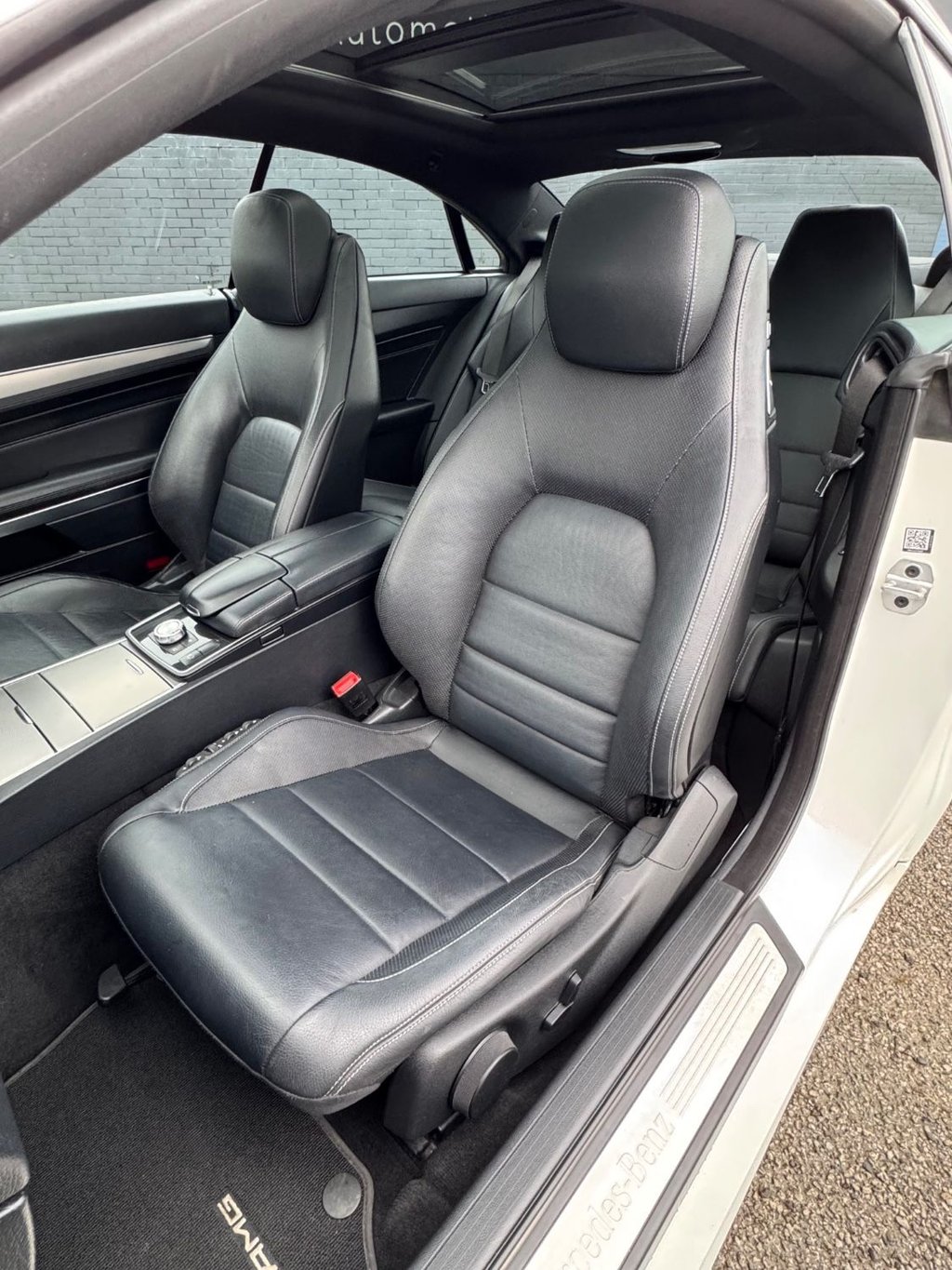 Used Mercedes-Benz E Class 2013 for sale - 77256113: Photo 33