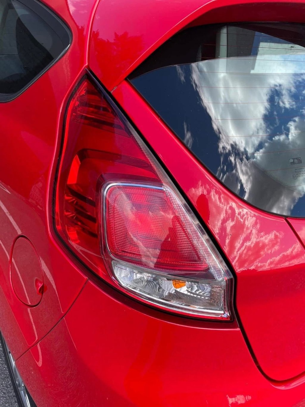 Used Ford Fiesta 2014 for sale - 77927171: Photo 9