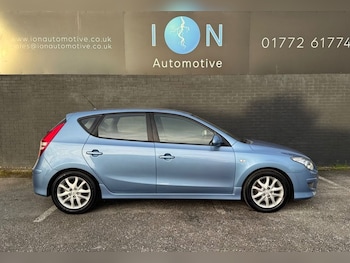 Used Hyundai i30 2011 for sale - 77498414: Photo