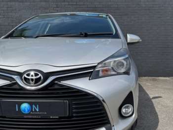 Used Toyota Yaris 2016 for sale - 74889826: Photo