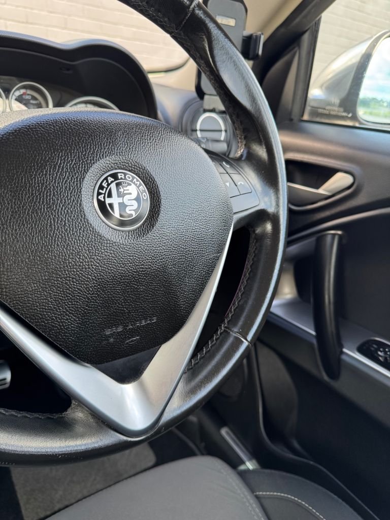 Used Alfa Romeo MiTo 2016 for sale - 77378251: Photo 17