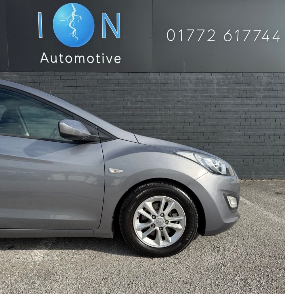 Used Hyundai i30 2013 for sale - 76118452: Photo 9