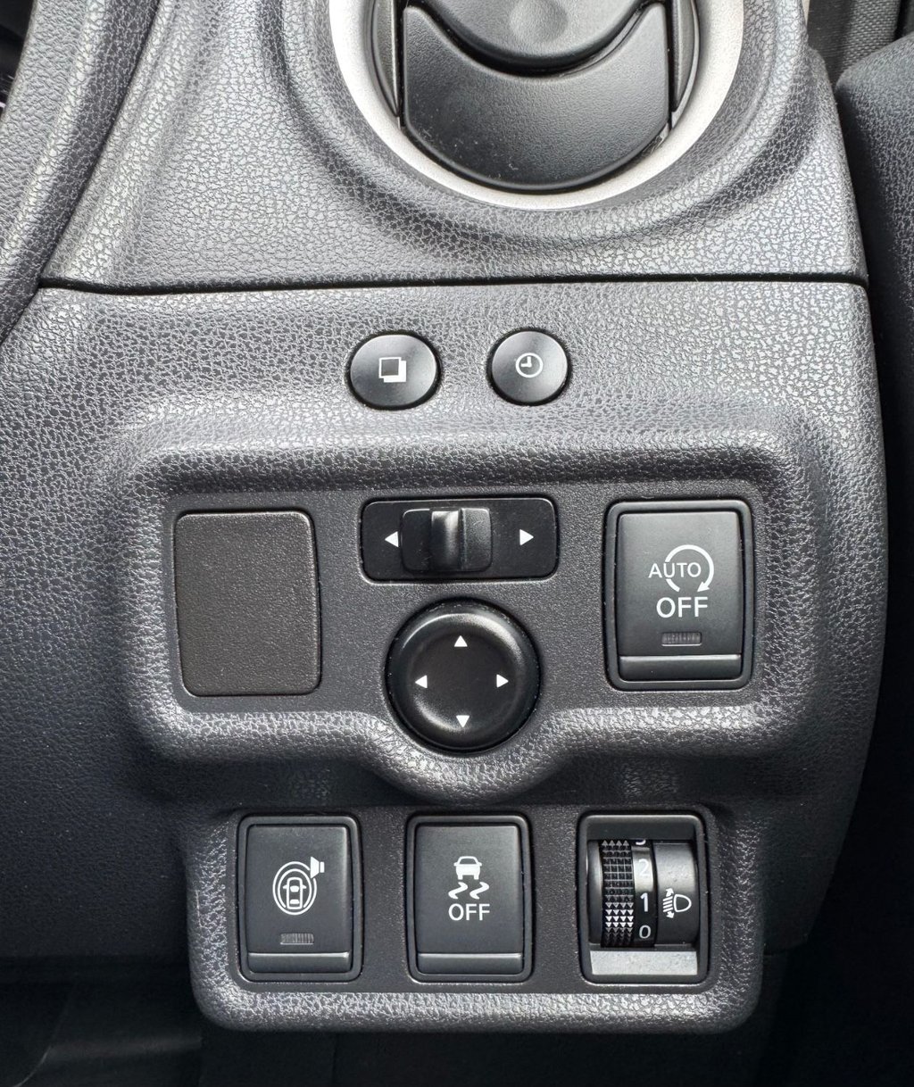 Used Nissan Note 2014 for sale - 76261339: Photo 25