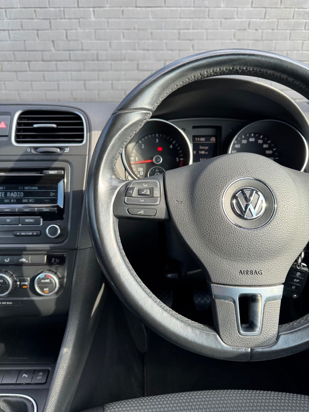 Used Volkswagen Golf 2015 for sale - 77765690: Photo 17