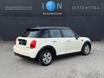 Used MINI Hatch 2016 for sale - 75901835: Photo