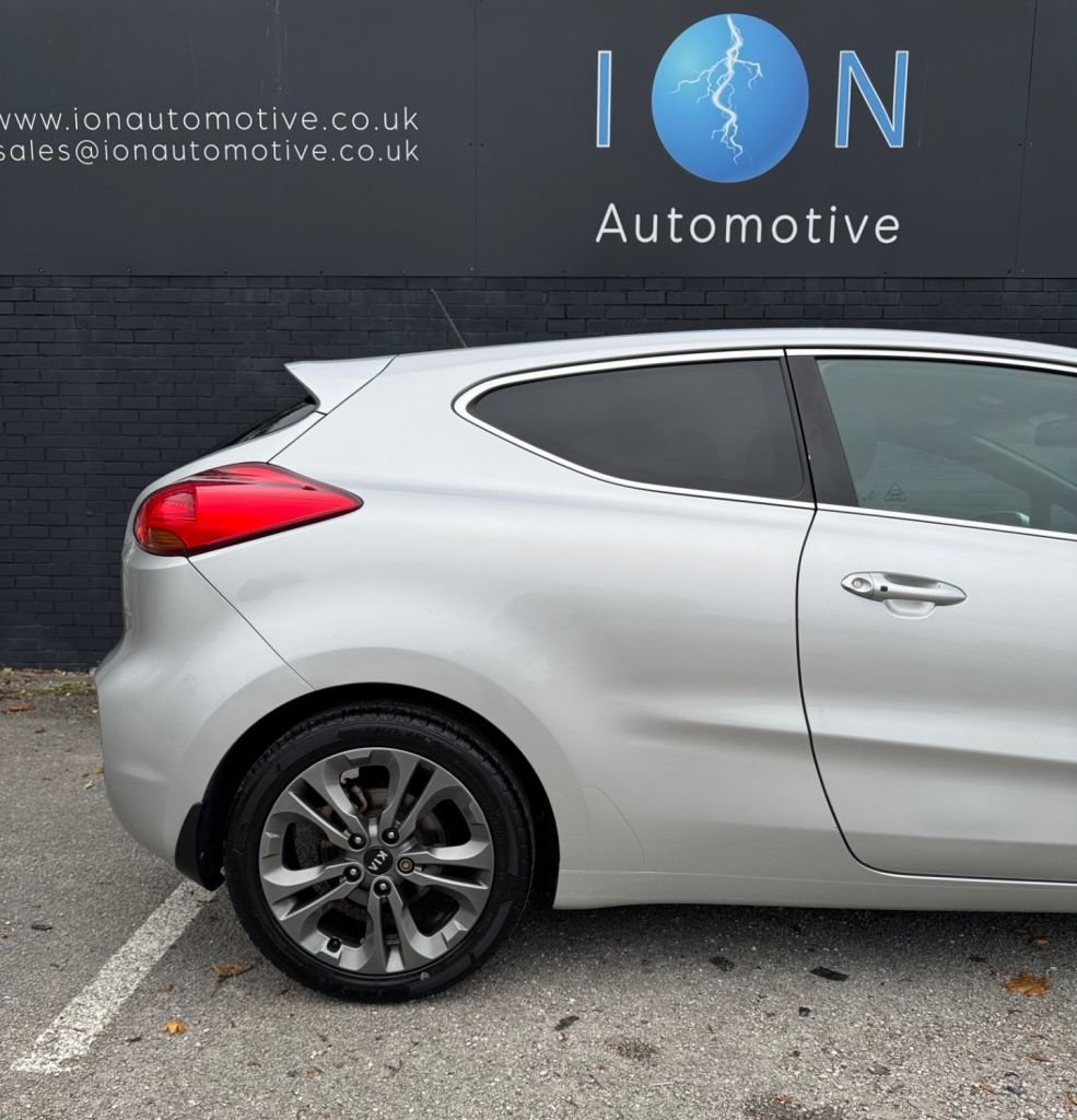 Used Kia Pro Ceed 2014 for sale - 76235407: Photo 13