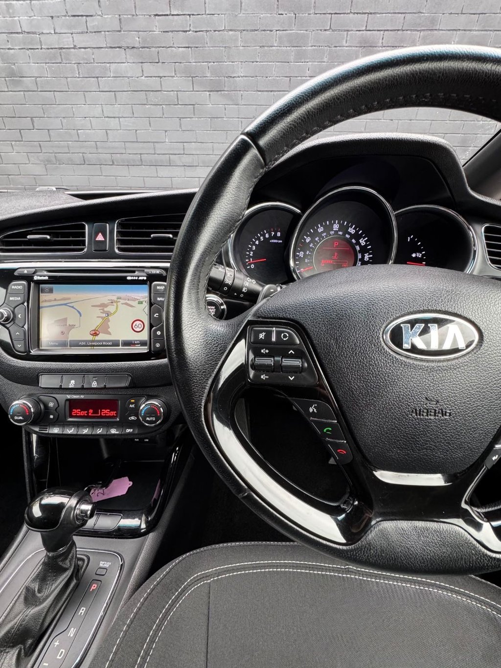 Used Kia Pro Ceed 2014 for sale - 76235407: Photo 19