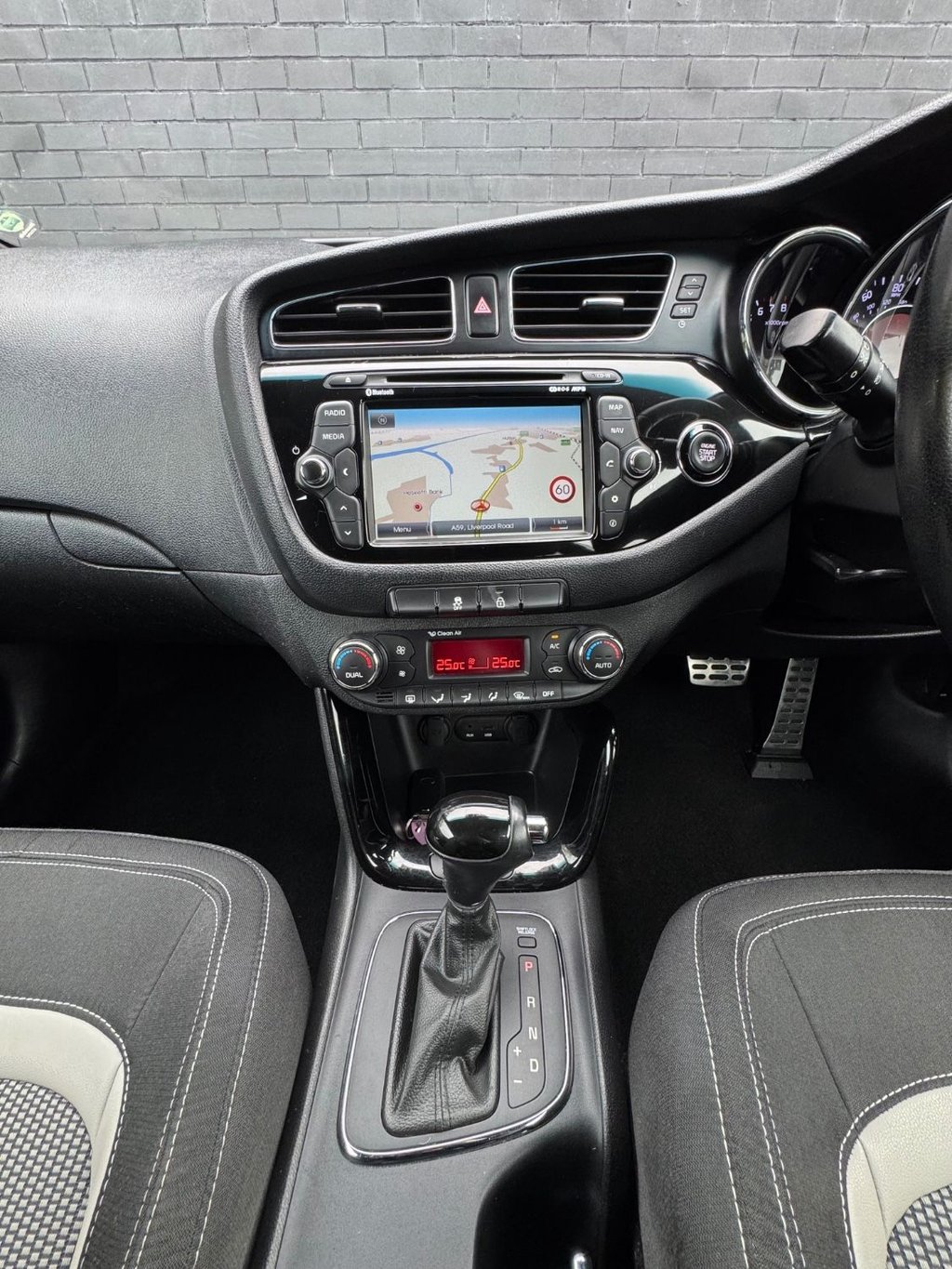 Used Kia Pro Ceed 2014 for sale - 76235407: Photo 23