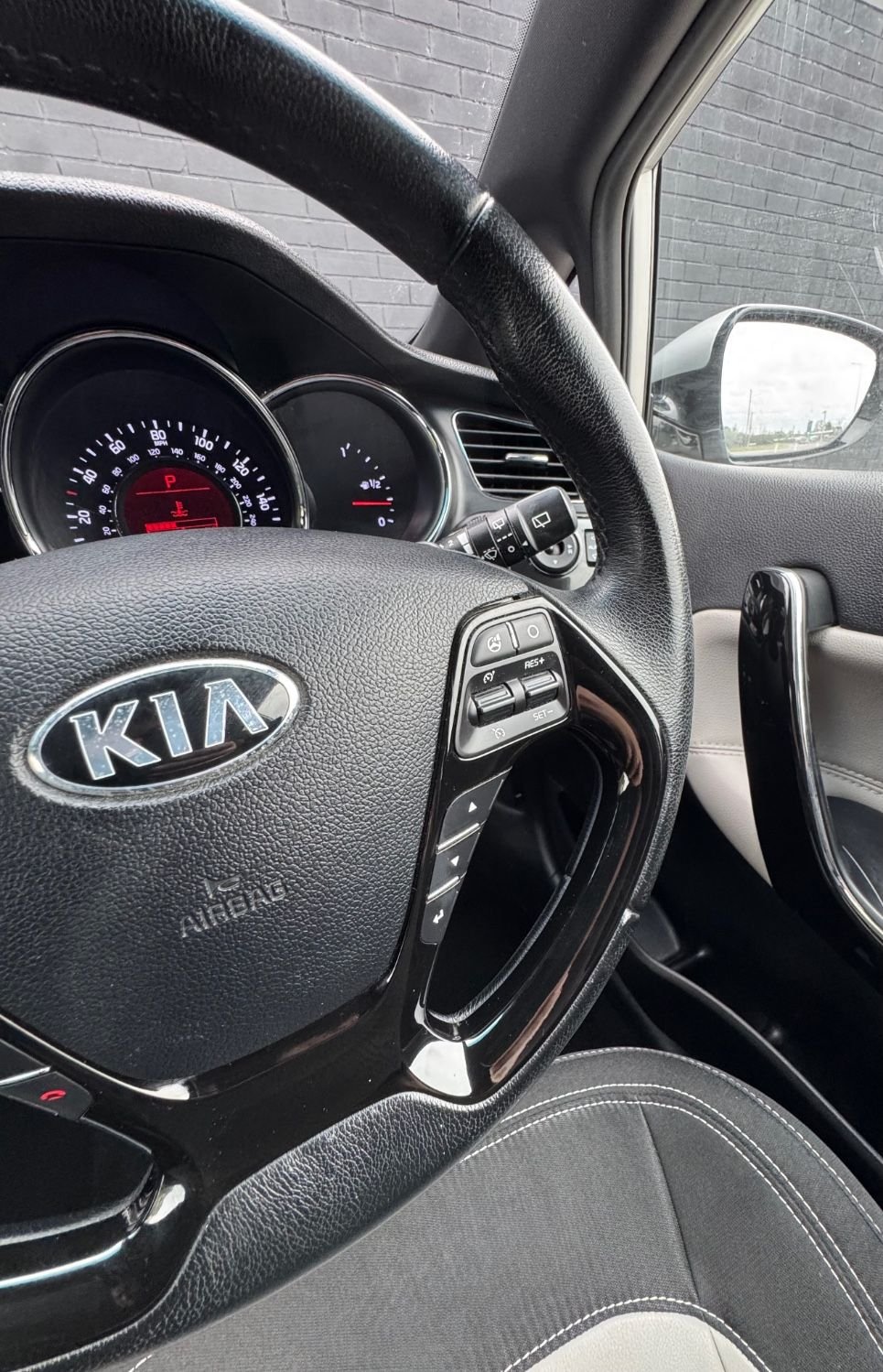 Used Kia Pro Ceed 2014 for sale - 76235407: Photo 27