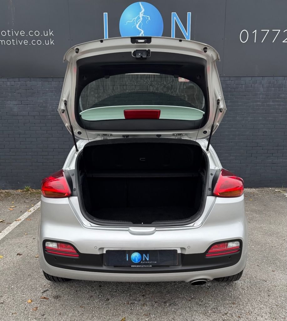 Used Kia Pro Ceed 2014 for sale - 76235407: Photo 29