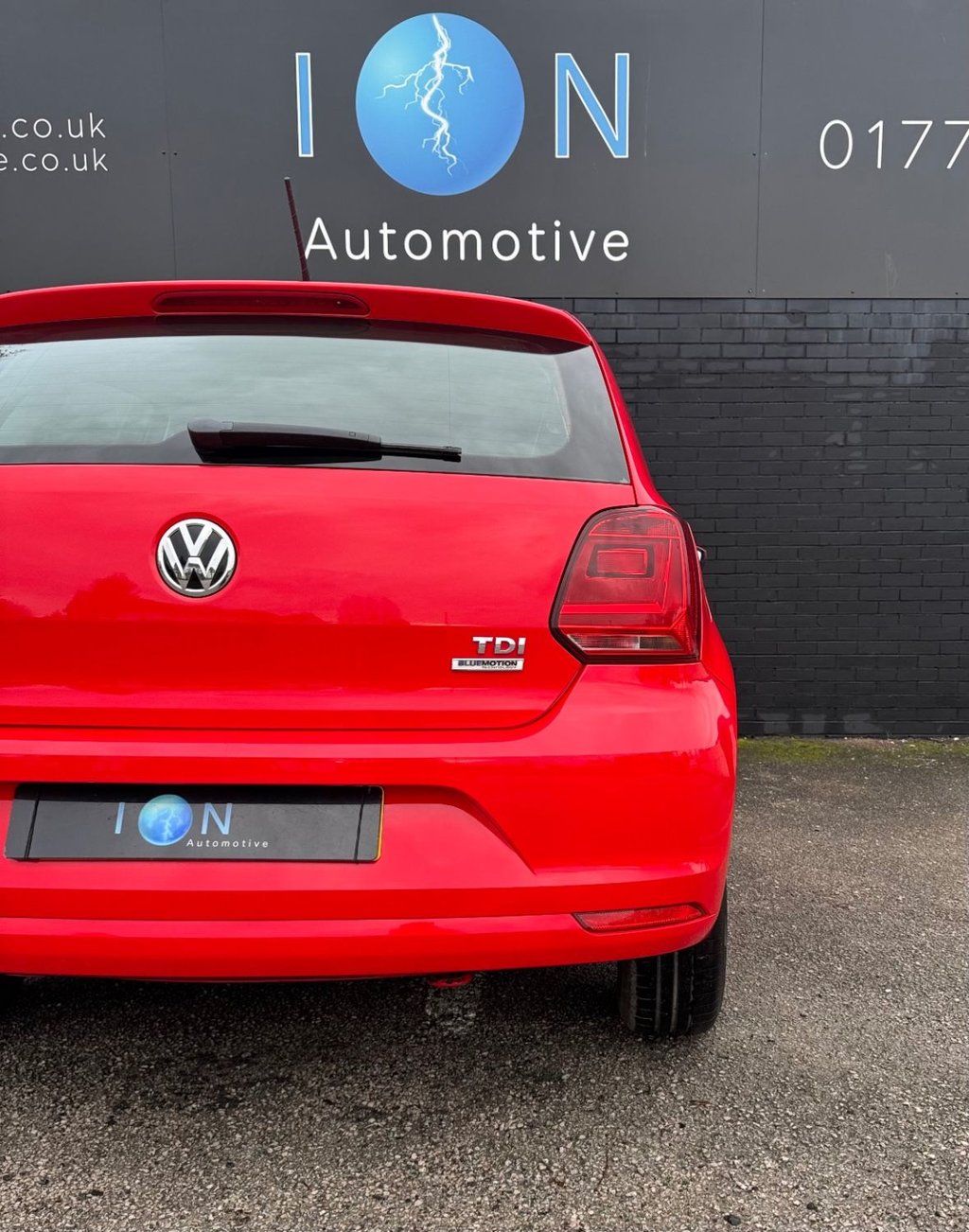 Used Volkswagen Polo 2015 for sale - 76546509: Photo 5