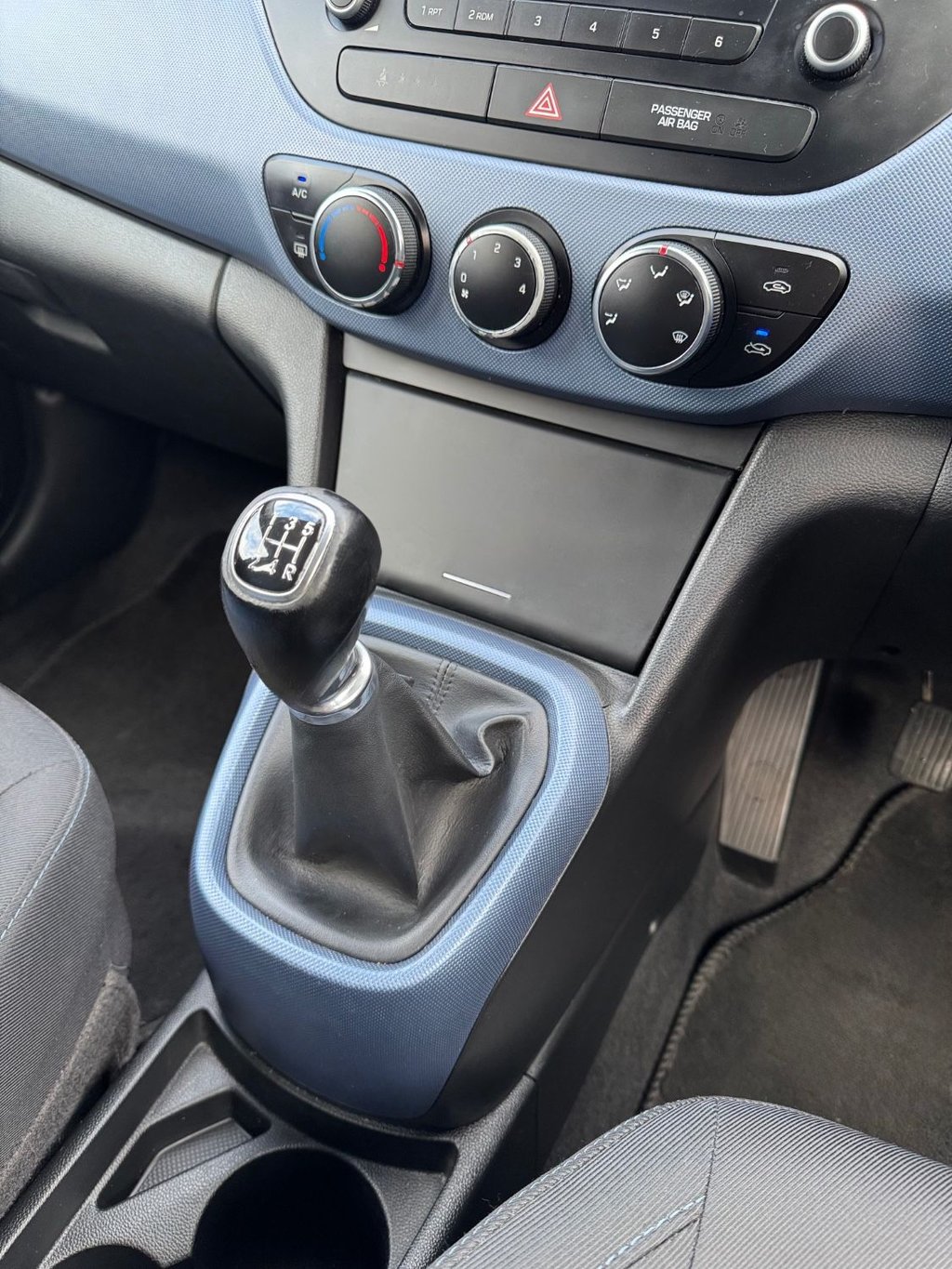 Used Hyundai i10 2015 for sale - 76751336: Photo 19