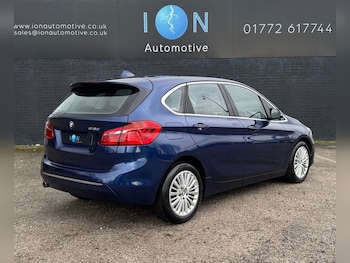 Used BMW 2 Series 2015 for sale - 77161600: Photo