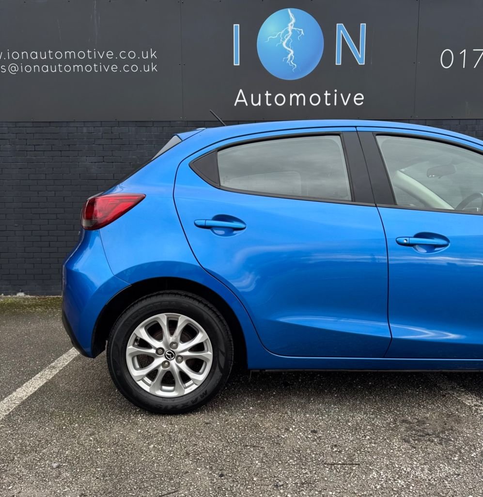 Used Mazda Mazda2 2015 for sale - 76590946: Photo 12