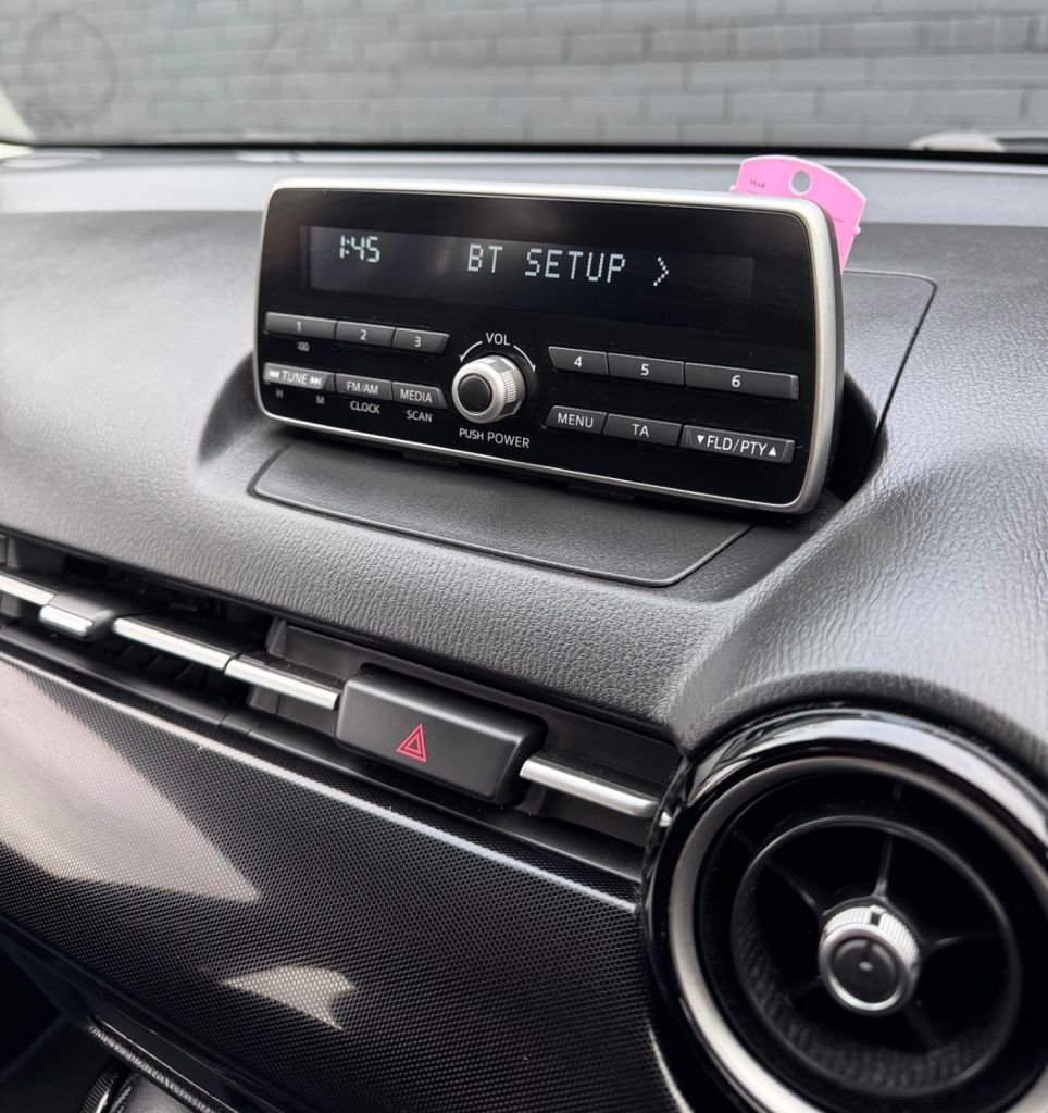 Used Mazda Mazda2 2015 for sale - 76590946: Photo 17