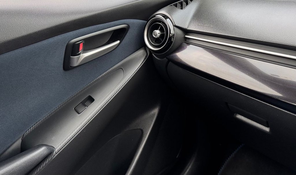 Used Mazda Mazda2 2015 for sale - 76590946: Photo 21