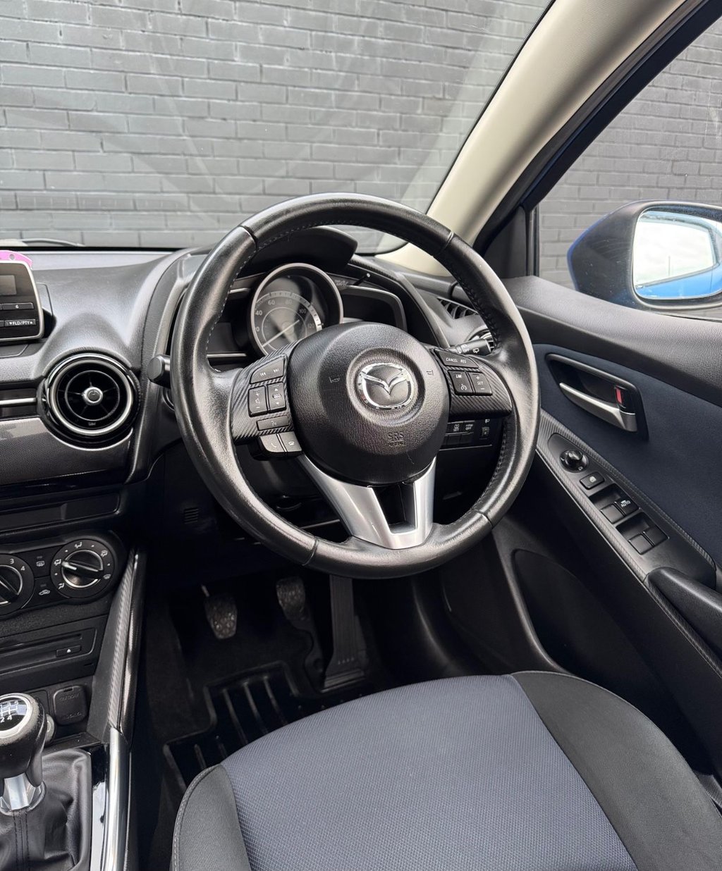 Used Mazda Mazda2 2015 for sale - 76590946: Photo 25