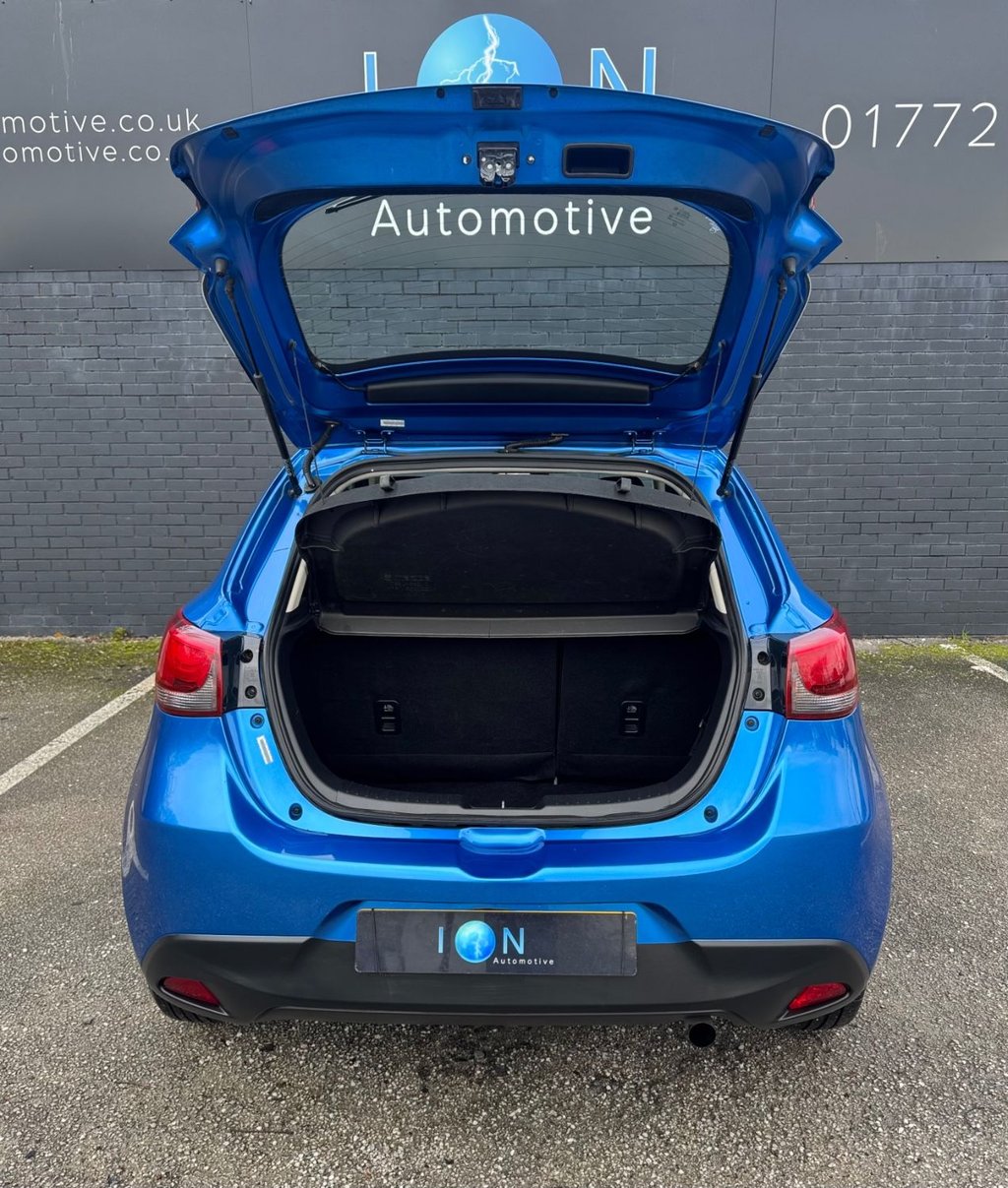 Used Mazda Mazda2 2015 for sale - 76590946: Photo 31