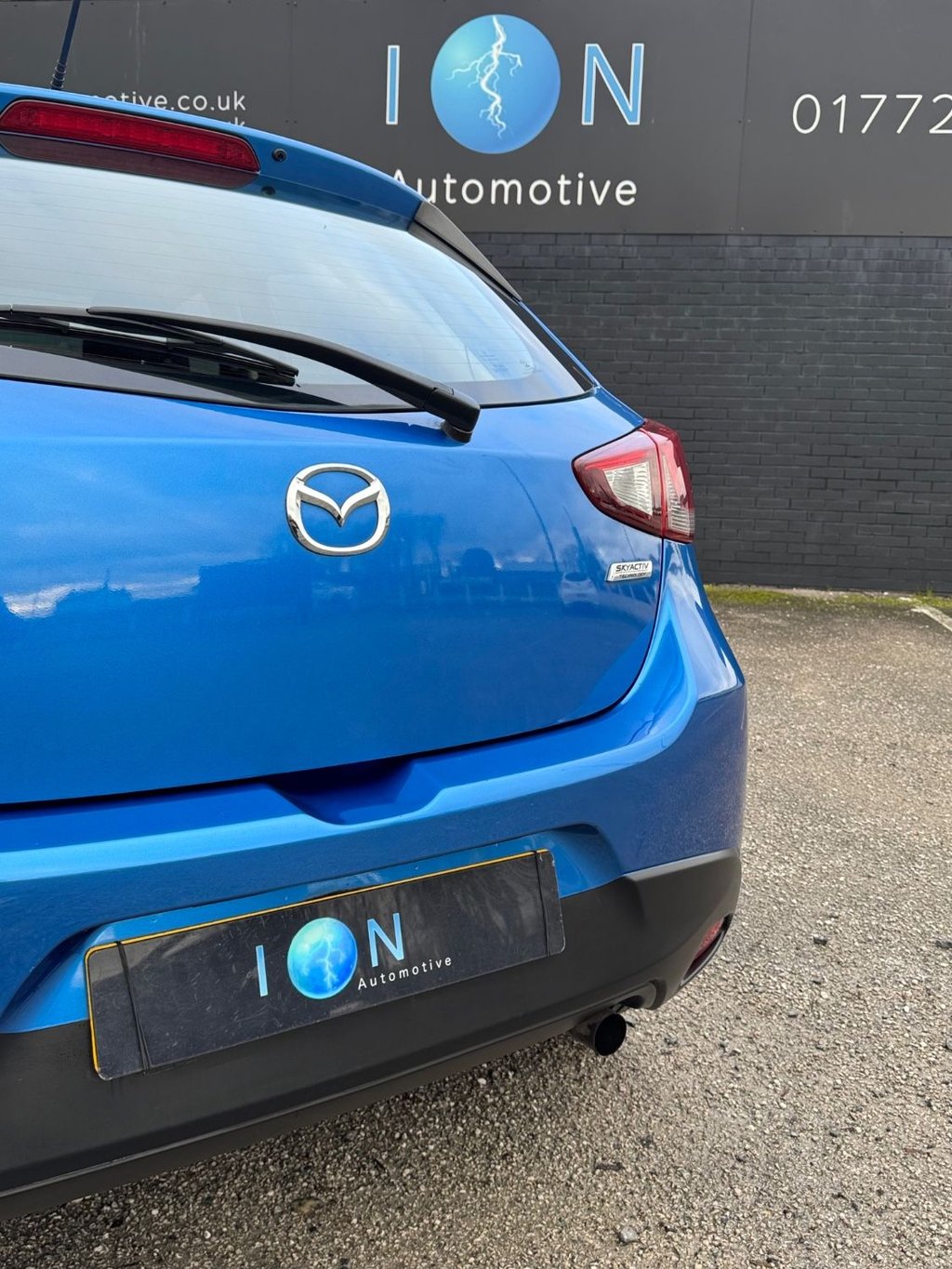 Used Mazda Mazda2 2015 for sale - 76590946: Photo 7