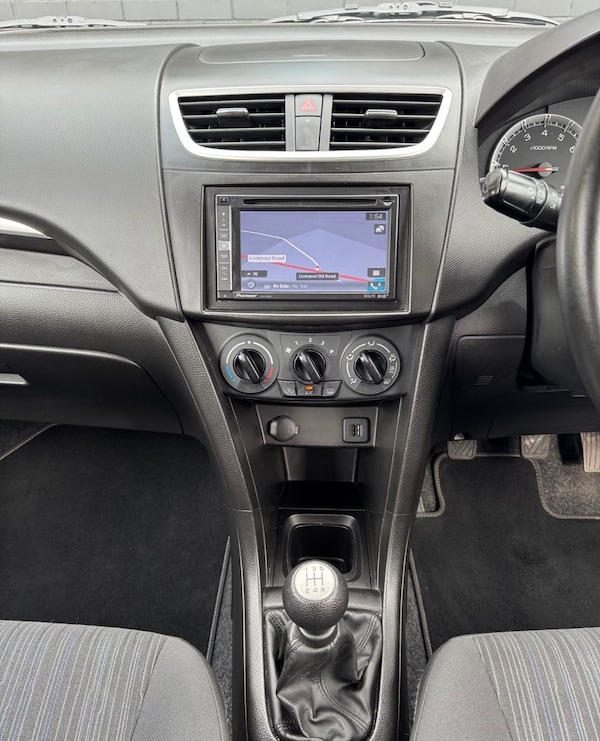 Used Suzuki Swift 2015 for sale - 76180107: Photo 17