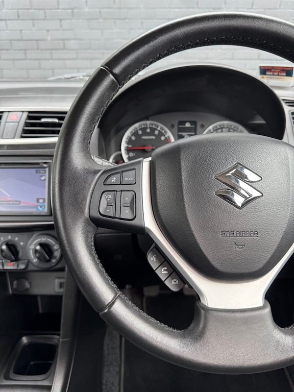 Used Suzuki Swift 2015 for sale - 76180107: Photo 18