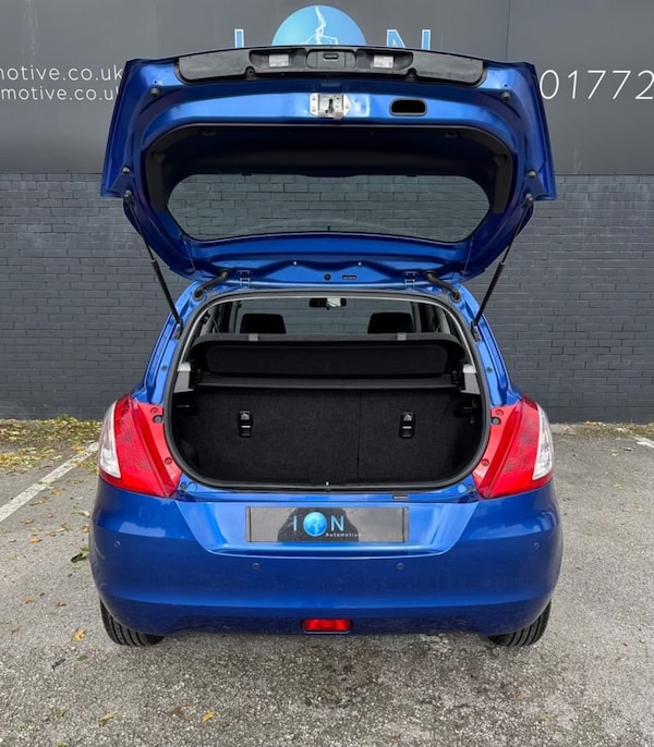 Used Suzuki Swift 2015 for sale - 76180107: Photo 28
