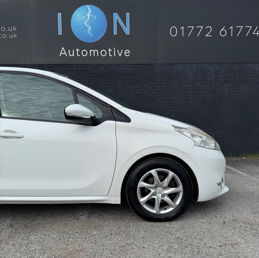 Used Peugeot 208 2012 for sale - 77981648: Photo 11